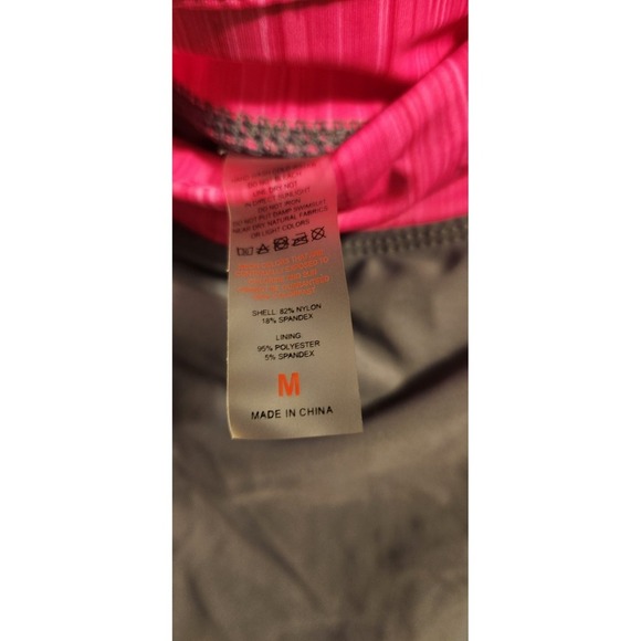 WOMEN'S MEDIUM  SPORTY SWIM SKIRT, Gray & Pink With Tech Pocket - Picture 4 of 4